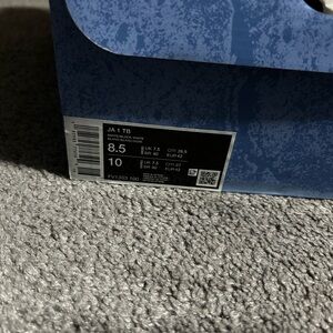 Men's Athletic Shoes